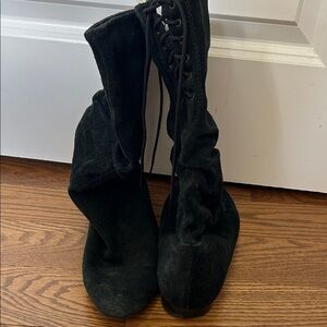 Elegant Black Lace-Up Women's Boots